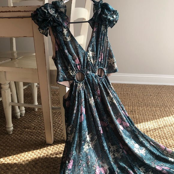 Elliatt x Revolve Kristen Cut Out Dress. Size Small - Picture 3 of 13